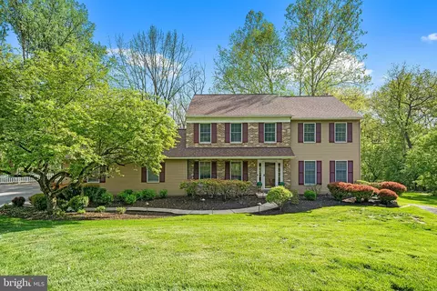 1598 Morgan Ln, Chesterbrook, PA 19087