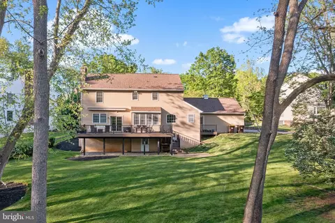 1598 Morgan Ln, Chesterbrook, PA 19087 photo 2