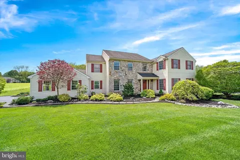304 Oriole Dr, Kennett Square, PA 19348