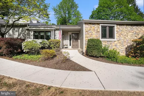 747 Inverness Dr #747, West Chester, PA 19380