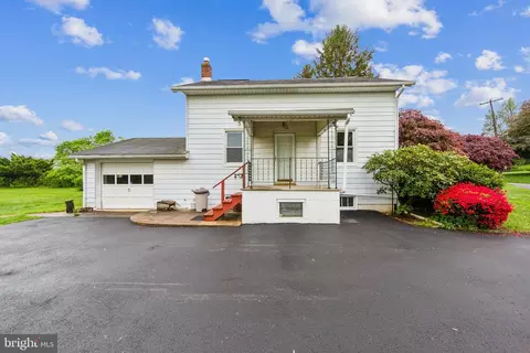 109 Mount Airy Rd, Coatesville, PA 19320