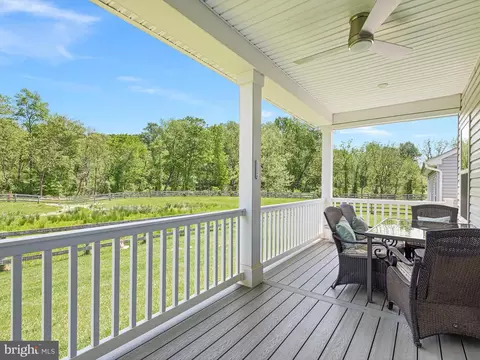 297 Letitia Manor Dr, West Grove, PA 19390