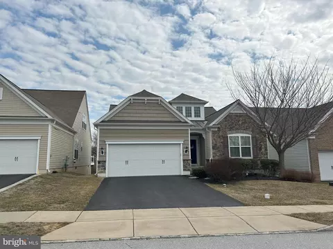 484 Hallman Ct, Downingtown, PA 19335