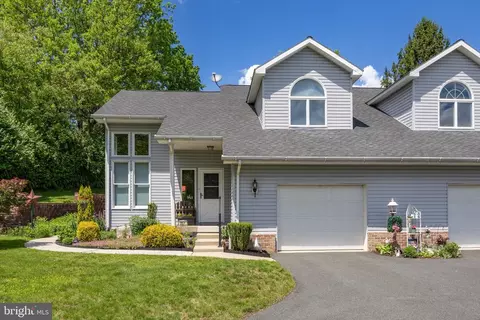 237 Poplar St, Spring City, PA 19475
