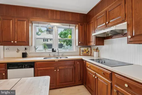 112 E Sickle St, Kennett Square, PA 19348 photo 10
