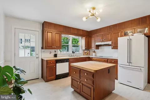 112 E Sickle St, Kennett Square, PA 19348 photo 7