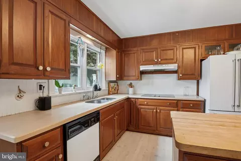 112 E Sickle St, Kennett Square, PA 19348 photo 8