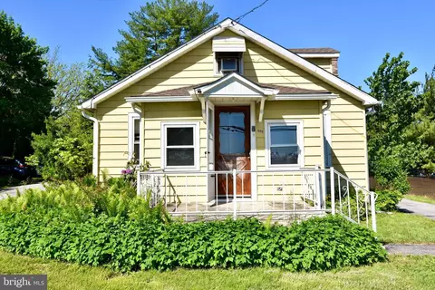 711 Unionville Rd, Kennett Square, PA 19348