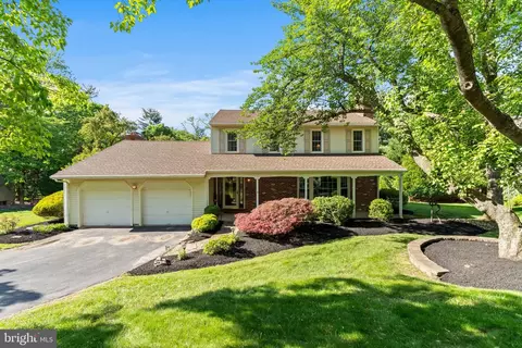 60 S Forge Manor Dr, Phoenixville, PA 19460