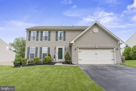 106 Autumn Trl, Coatesville, PA 19320