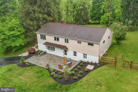 1393 Creek Rd, Cheyney, PA 19319