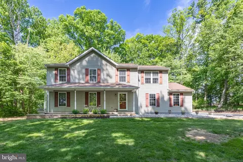 189 Horseshoe Ln, Coatesville, PA 19320
