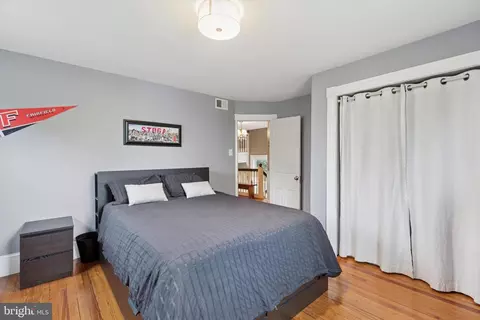 Bedroom - 802 Upper Gulph Rd, Wayne, PA 19087 photo 1 of 8