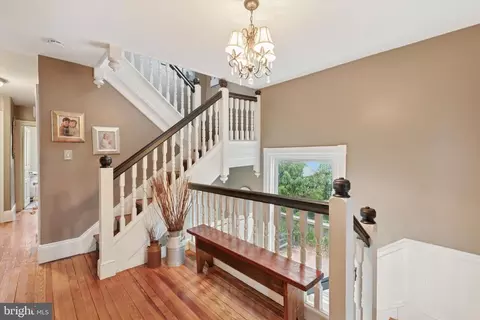 Entry Way - 802 Upper Gulph Rd, Wayne, PA 19087 photo 2 of 2