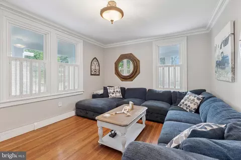 Living - 802 Upper Gulph Rd, Wayne, PA 19087 photo 1 of 3