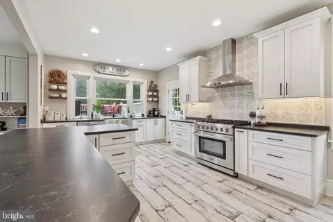 Kitchen - 802 Upper Gulph Rd, Wayne, PA 19087 photo 2 of 2