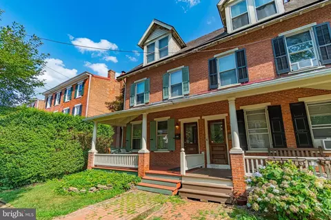 116 Price St, West Chester, PA 19382