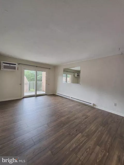 500 Campbell Cir #H11, Downingtown, PA 19335