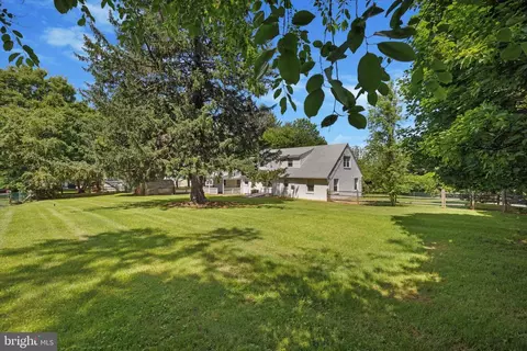 Exterior - 350 Dowlin Forge Rd, Exton, PA 19341 photo 6 of 10