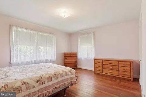 Bedroom - 350 Dowlin Forge Rd, Exton, PA 19341 photo 1 of 4