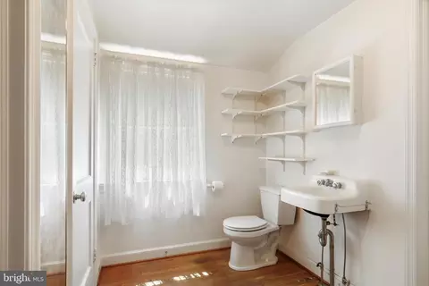 Bath - 350 Dowlin Forge Rd, Exton, PA 19341 photo 2 of 2