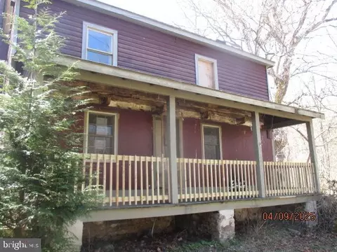 448 Bulltown Rd, Elverson, PA 19520