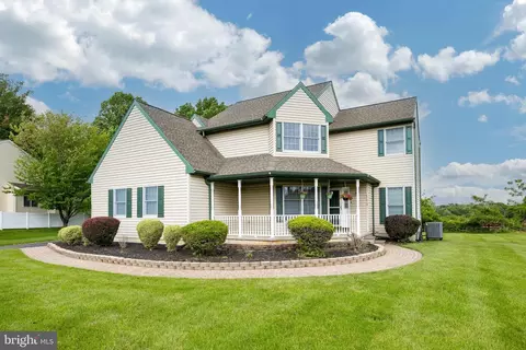 111 Ramblewood Dr, Glenmoore, PA 19343