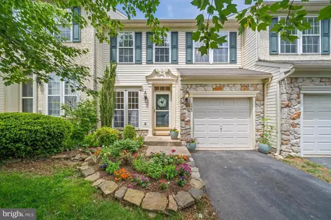 125 Maloney Ter, Avondale, PA 19311