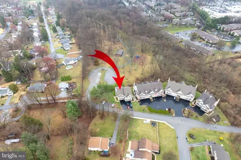 202 Spring Ln, West Chester, PA 19382