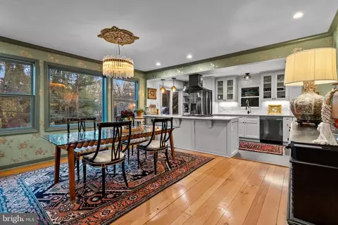 Dining - 12 Chestnut Ln, Wayne, PA 19087 photo 1 of 2