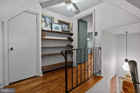Entry Way - 12 Chestnut Ln, Wayne, PA 19087 photo 8 of 8