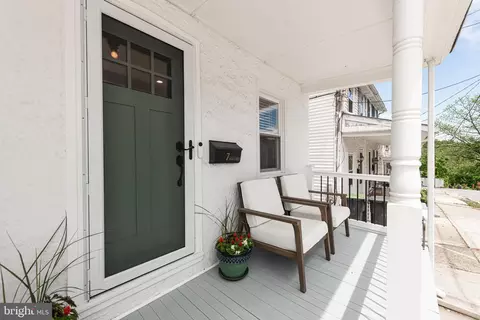 7 High St, Phoenixville, PA 19460