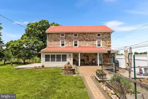 3047 Yellow Springs Rd, Malvern, PA 19355