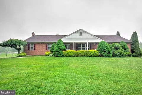 100 N Sandy Hill Rd, Coatesville, PA 19320