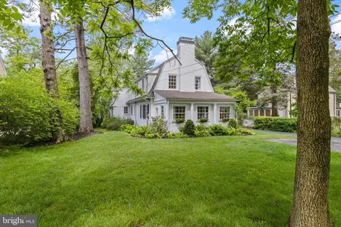 Exterior - 60 Old Eagle School Rd, Wayne, PA 19087 photo 14 of 15