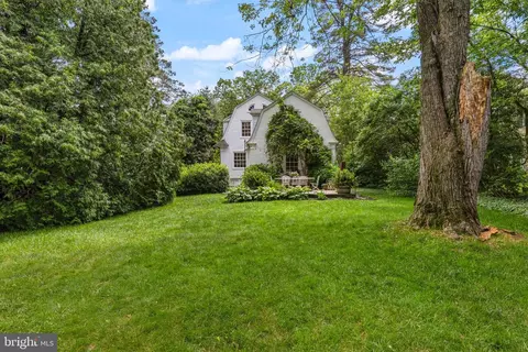 Exterior - 60 Old Eagle School Rd, Wayne, PA 19087 photo 10 of 15