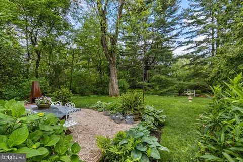 Exterior - 60 Old Eagle School Rd, Wayne, PA 19087 photo 6 of 15