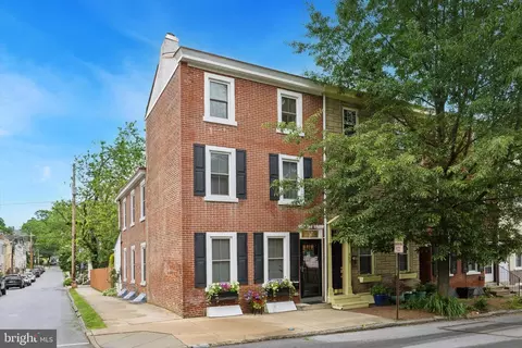 425 N New St, West Chester, PA 19380