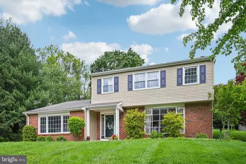 225 Biddle Dr, Exton, PA 19341