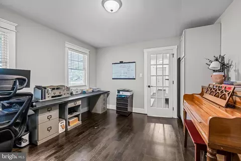 Entry Way - 864 Monteith Dr, Wayne, PA 19087 photo 2 of 6