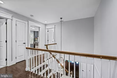 Entry Way - 864 Monteith Dr, Wayne, PA 19087 photo 5 of 6