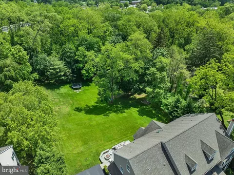 View/Area - 775 N Wayne Ave, Wayne, PA 19087 photo 3 of 3