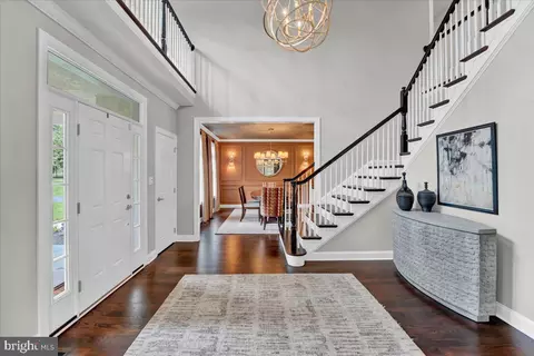 Entry Way - 775 N Wayne Ave, Wayne, PA 19087 photo 3 of 14
