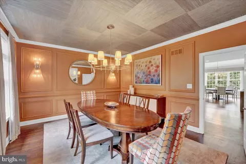 Dining - 775 N Wayne Ave, Wayne, PA 19087 photo 2 of 3