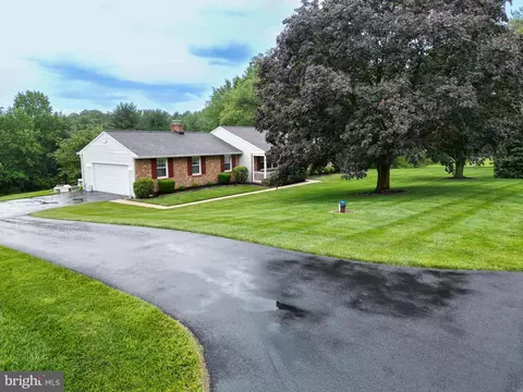219 Skycrest Dr, Landenberg, PA 19350