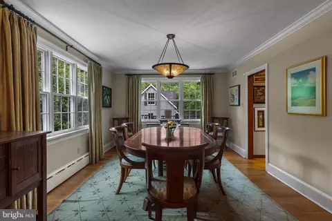 Dining - 410 Heatherwood Ln, Devon, PA 19333 photo 1 of 4