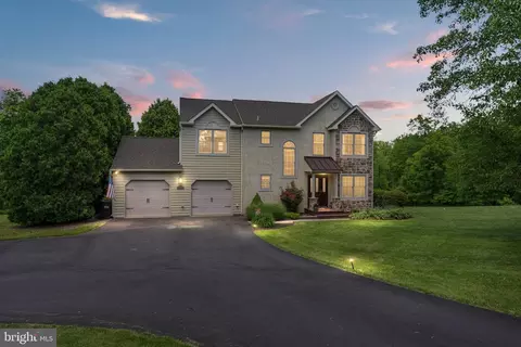 535 Richards Cir, Pottstown, PA 19465