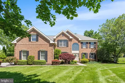 611 Cascades Ct, Berwyn, PA 19312