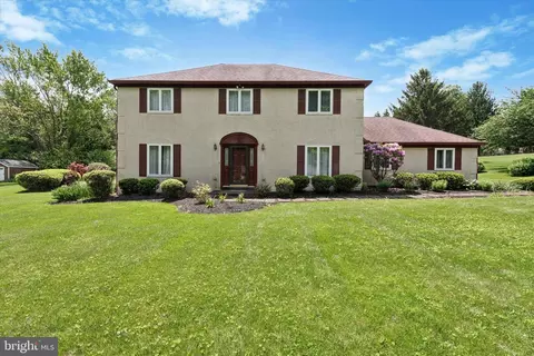 1058 Stable Ln, West Chester, PA 19382