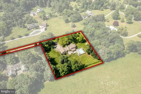 937 Jaine Ln, Chester Springs, PA 19425